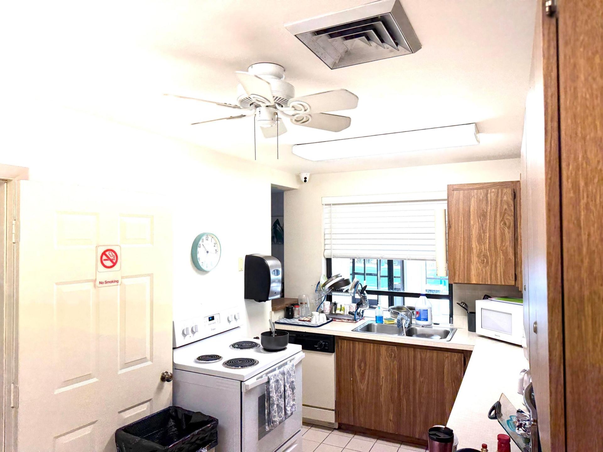 3650 Whitehall Drive, Unit 106, West Palm Beach, FL 33401 Photo