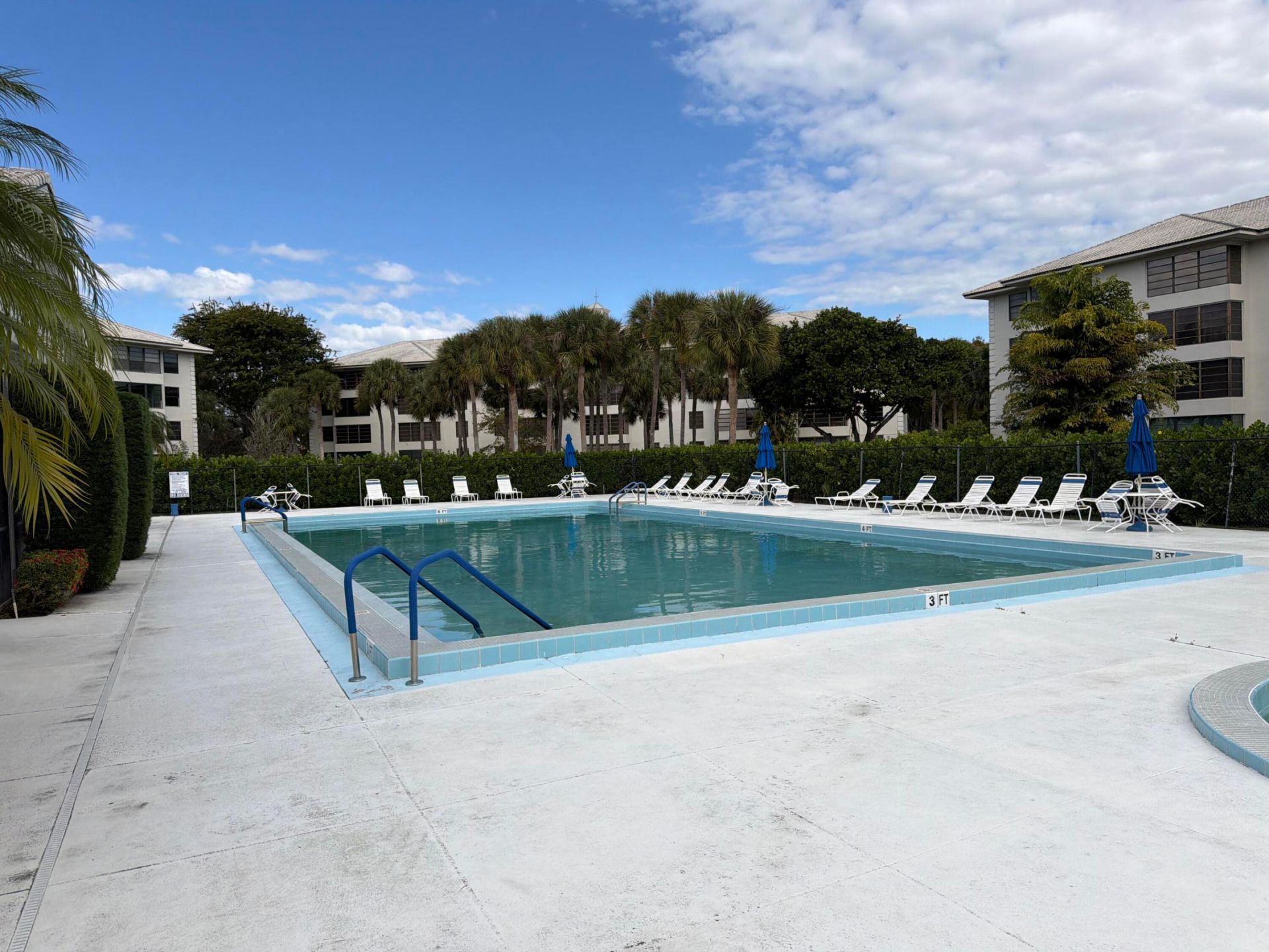 3650 Whitehall Drive, Unit 106, West Palm Beach, FL 33401 Photo