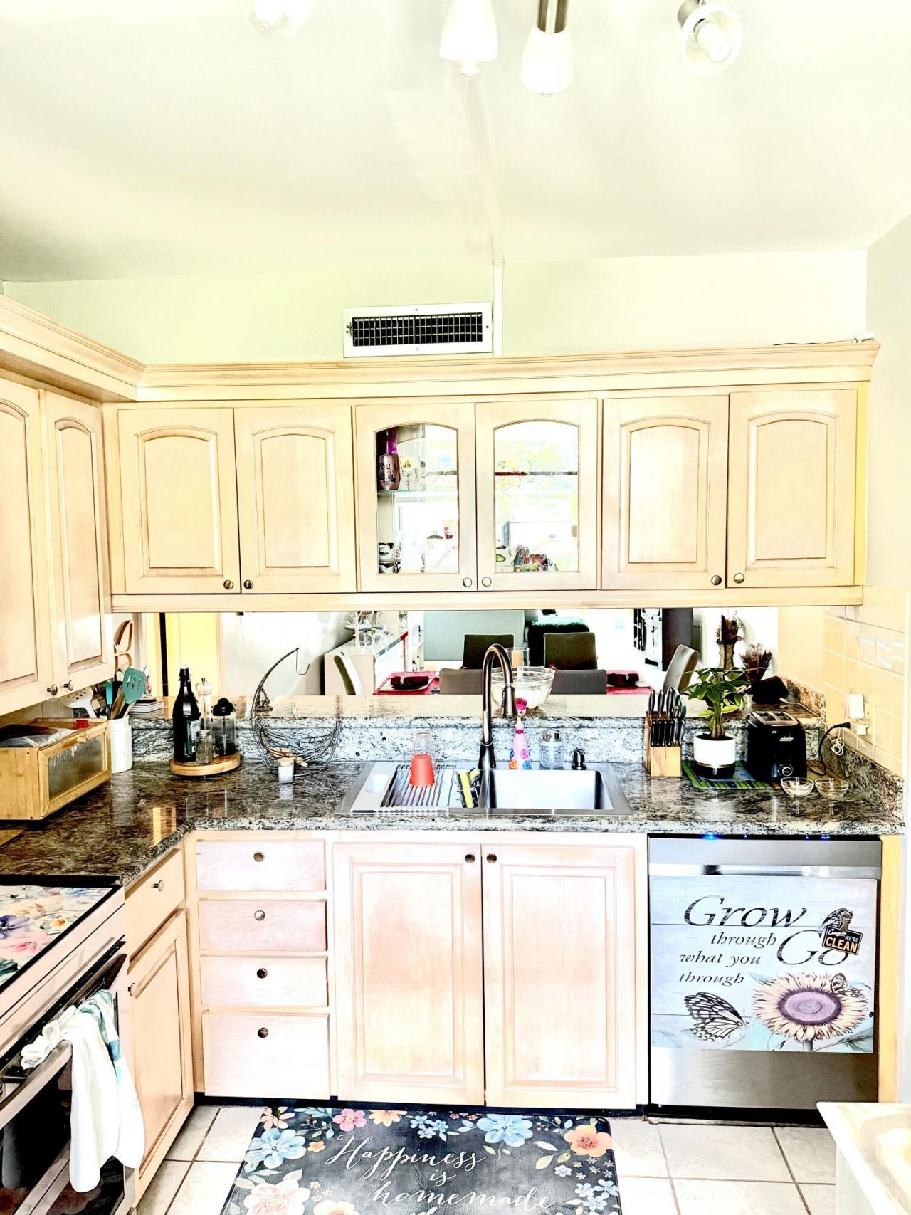 3650 Whitehall Drive, Unit 106, West Palm Beach, FL 33401 Photo