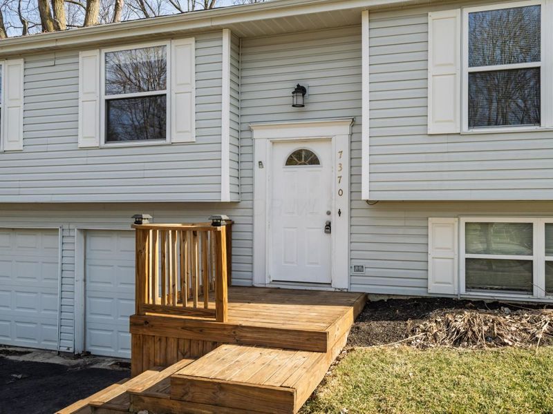 7370 Coldstream Drive, Columbus, OH 43235 Photo 4