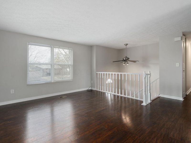 7370 Coldstream Drive, Columbus, OH 43235 Photo 6