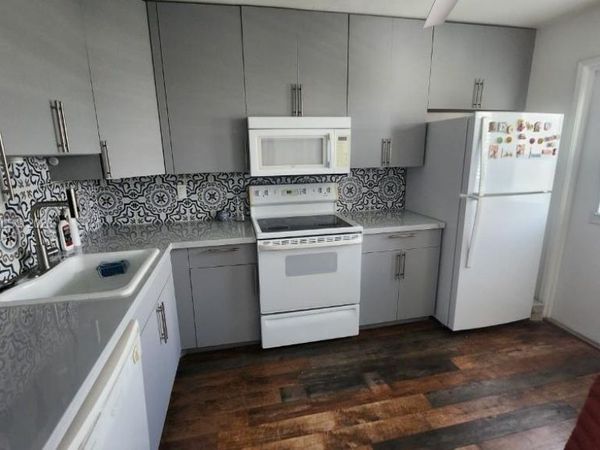 700 NE 14th Ave, Unit 401, Hallandale Beach, FL 33009