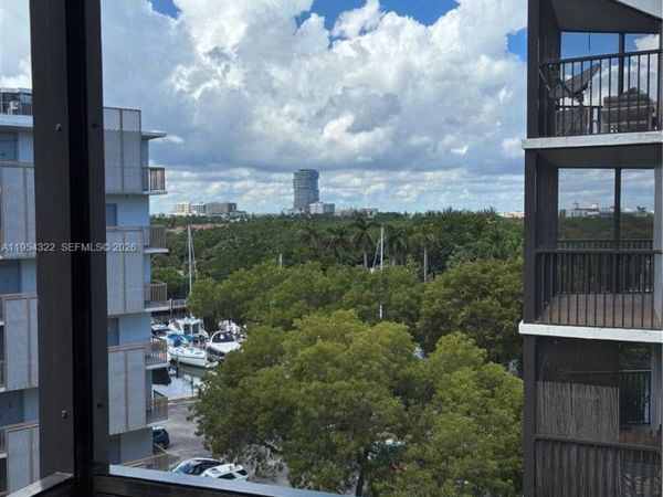 Unit 706, Aventura, FL 33180