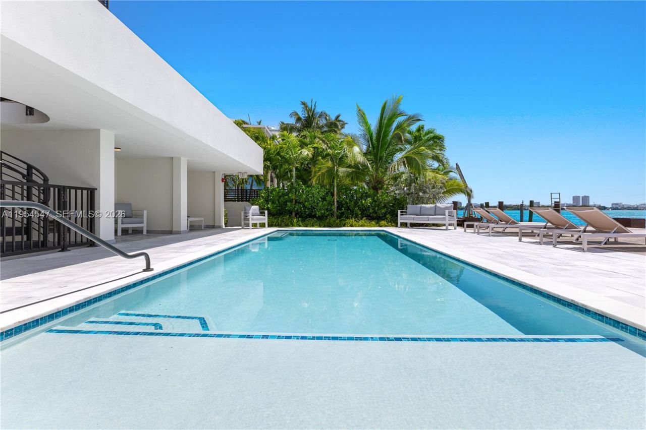 1930 Bay Dr Second Level Un, Unit 1, Miami Beach, FL 33141 Photo