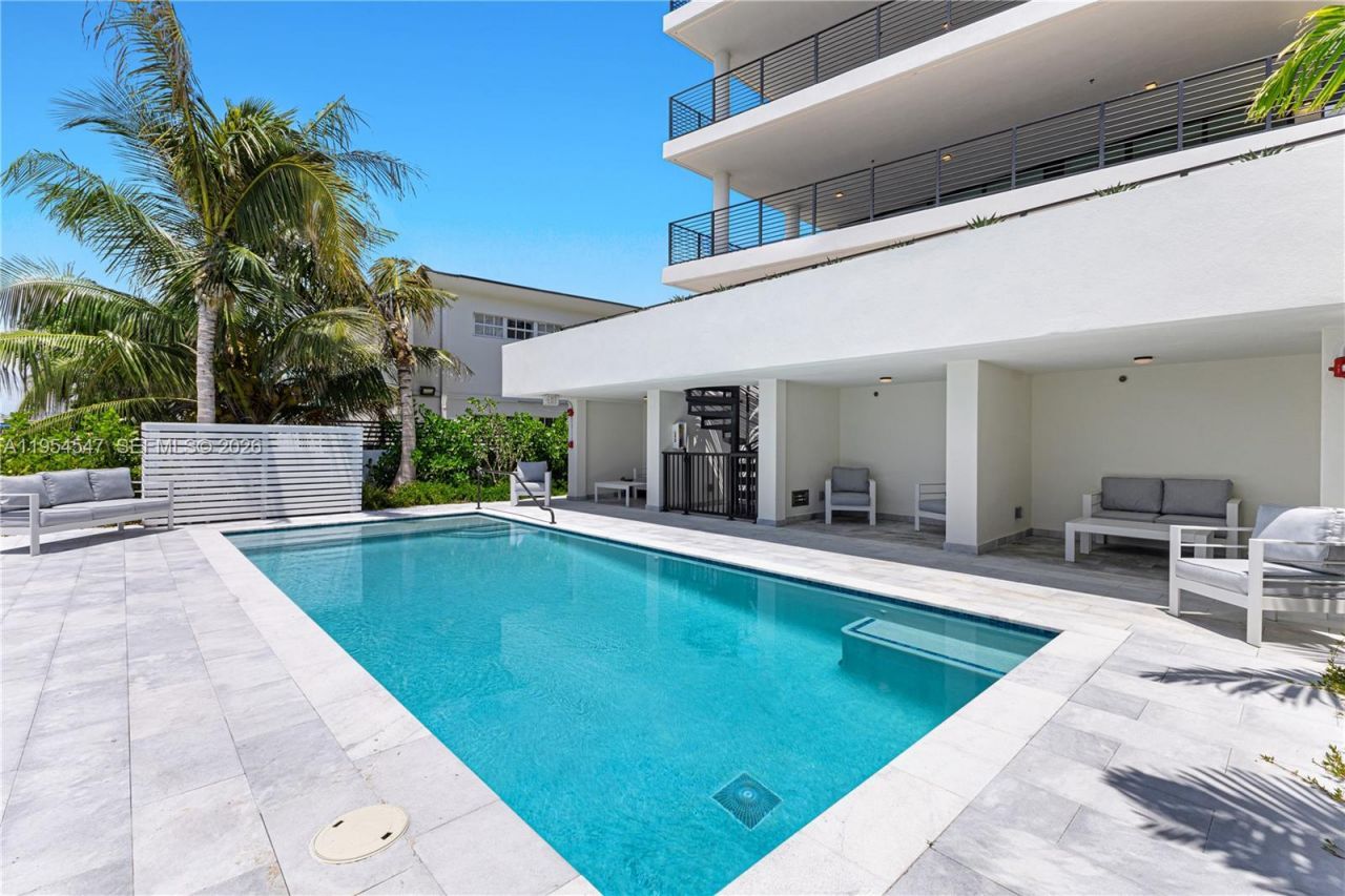 1930 Bay Dr Second Level Un, Unit 1, Miami Beach, FL 33141 Photo