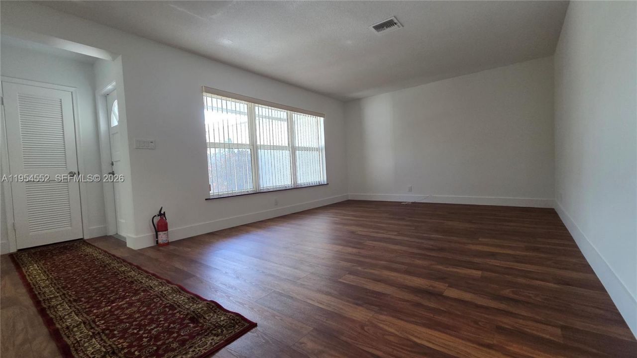 1245 Coral Ln , Hollywood, FL 33019 Photo