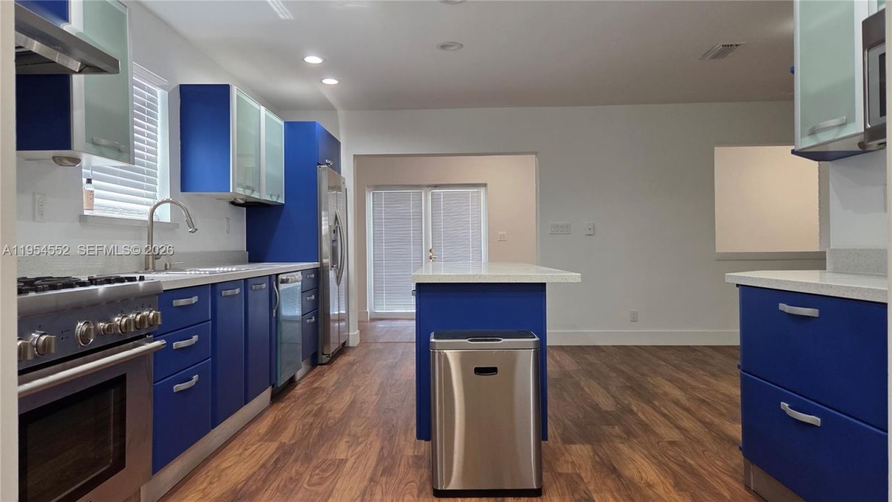1245 Coral Ln, Hollywood, FL 33019 Photo