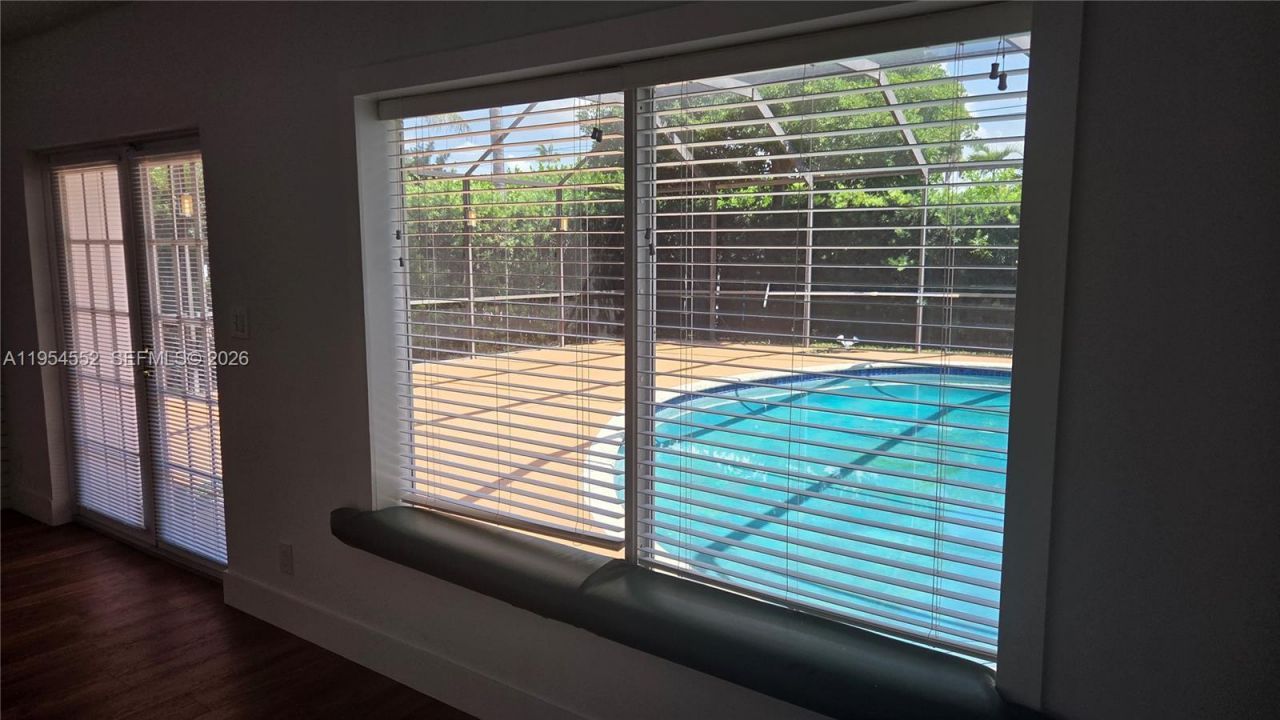1245 Coral Ln, Hollywood, FL 33019 Photo