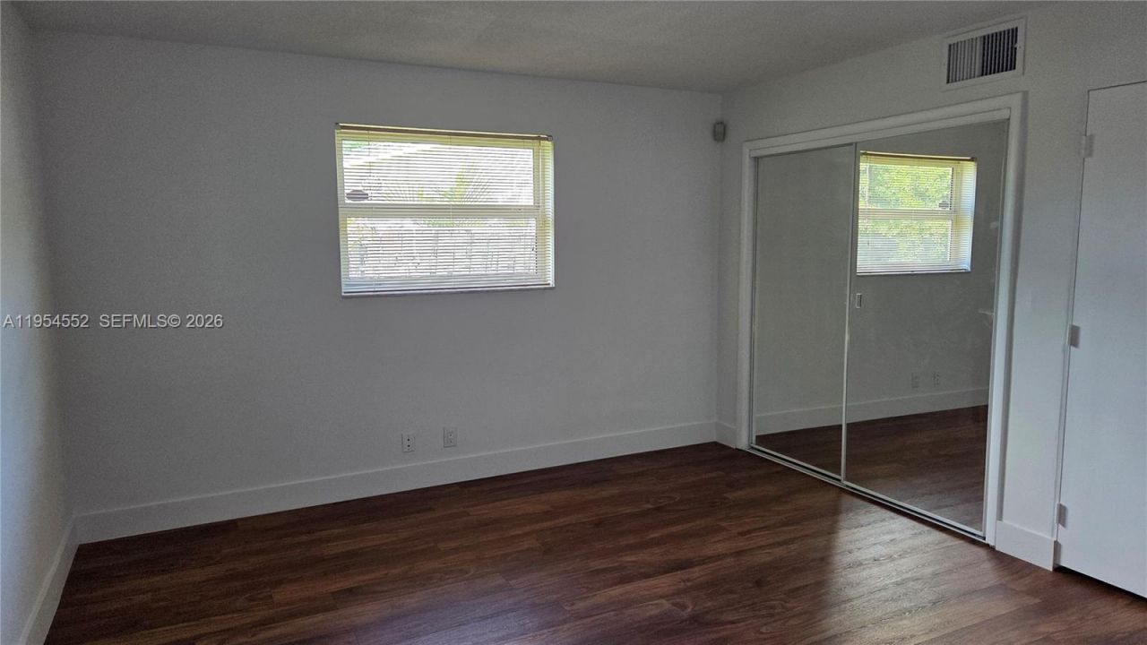 1245 Coral Ln, Hollywood, FL 33019 Photo