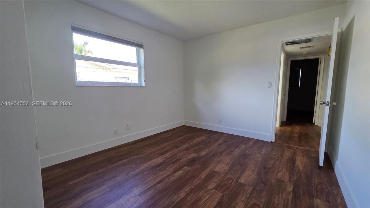 1245 Coral Ln, Hollywood, FL 33019 Photo