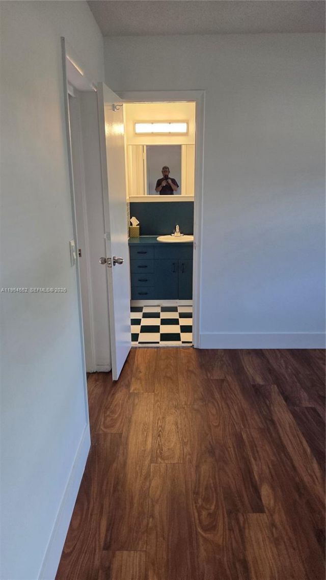 1245 Coral Ln , Hollywood, FL 33019 Photo