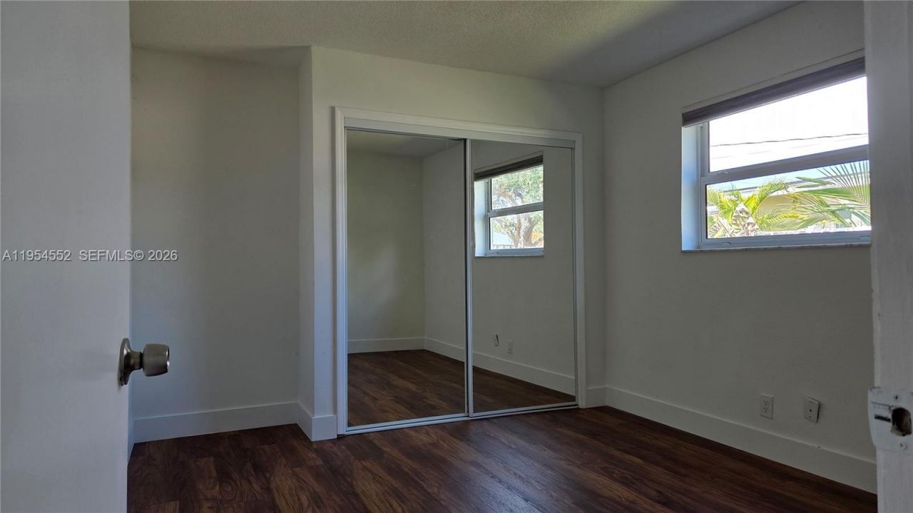 1245 Coral Ln , Hollywood, FL 33019 Photo