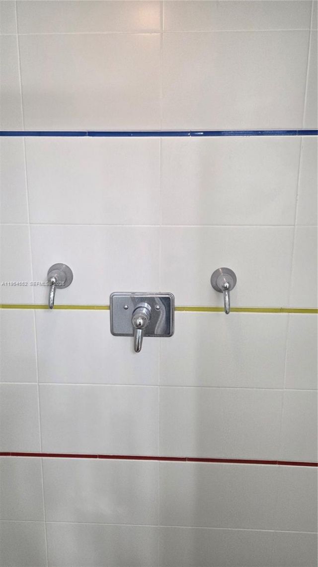 1245 Coral Ln , Hollywood, FL 33019 Photo