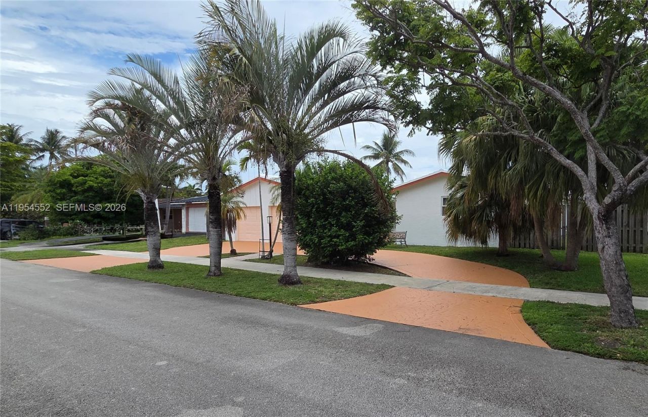 1245 Coral Ln, Hollywood, FL 33019 Photo