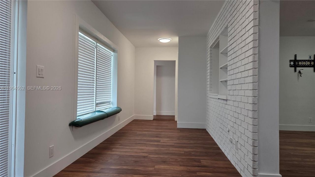 1245 Coral Ln , Hollywood, FL 33019 Photo