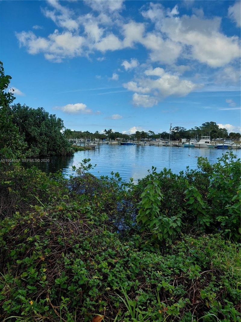 731 Hummingbird Way, Unit 10, North Palm Beach, FL 33408 Photo