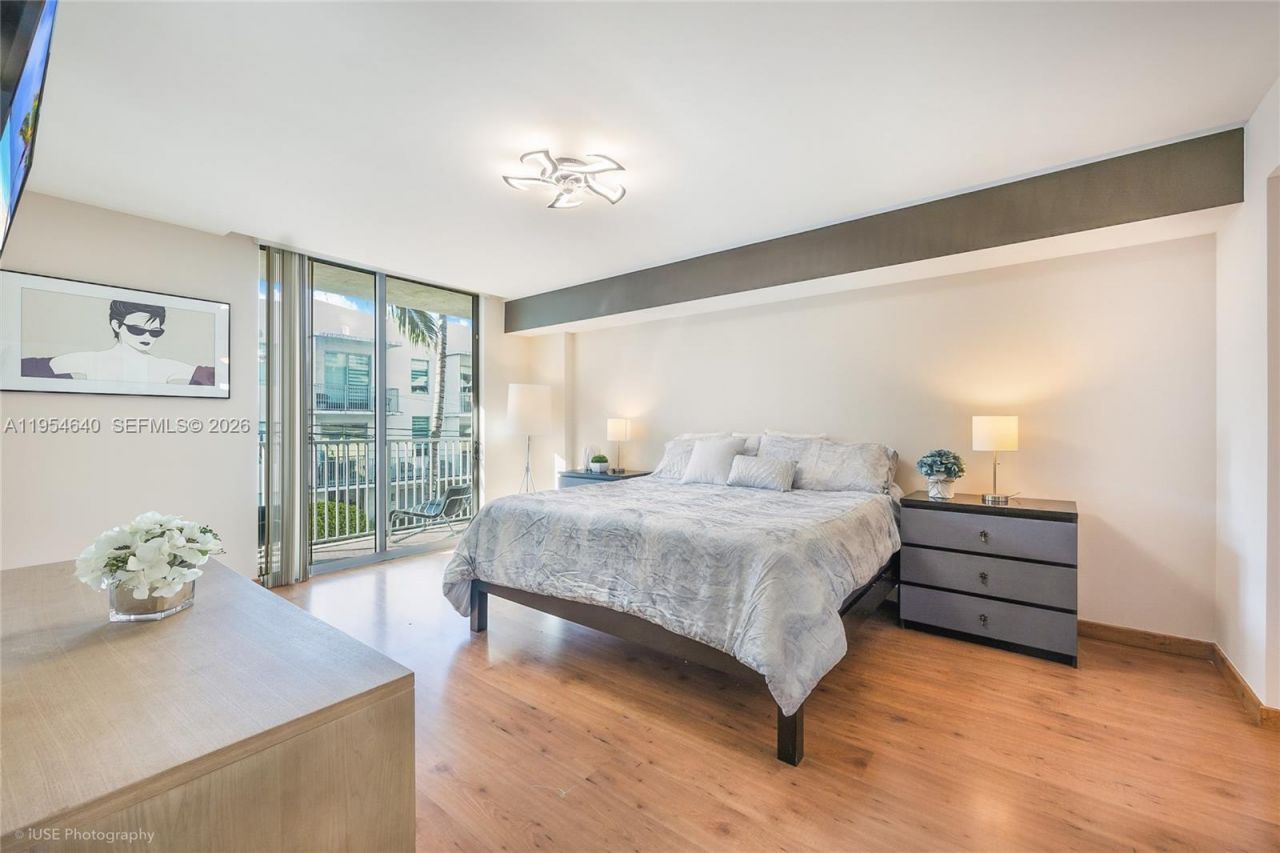 140 S Dixie Hwy, Unit TH101, Hollywood, FL 33020 Photo