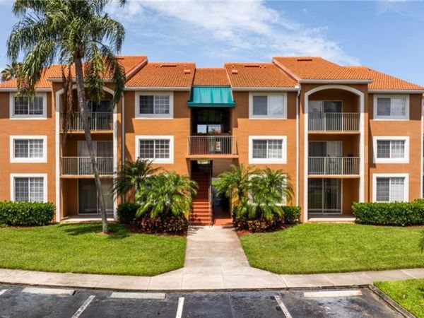 1265 Wildwood Lakes BLVD, Unit 106, NAPLES, FL 34104