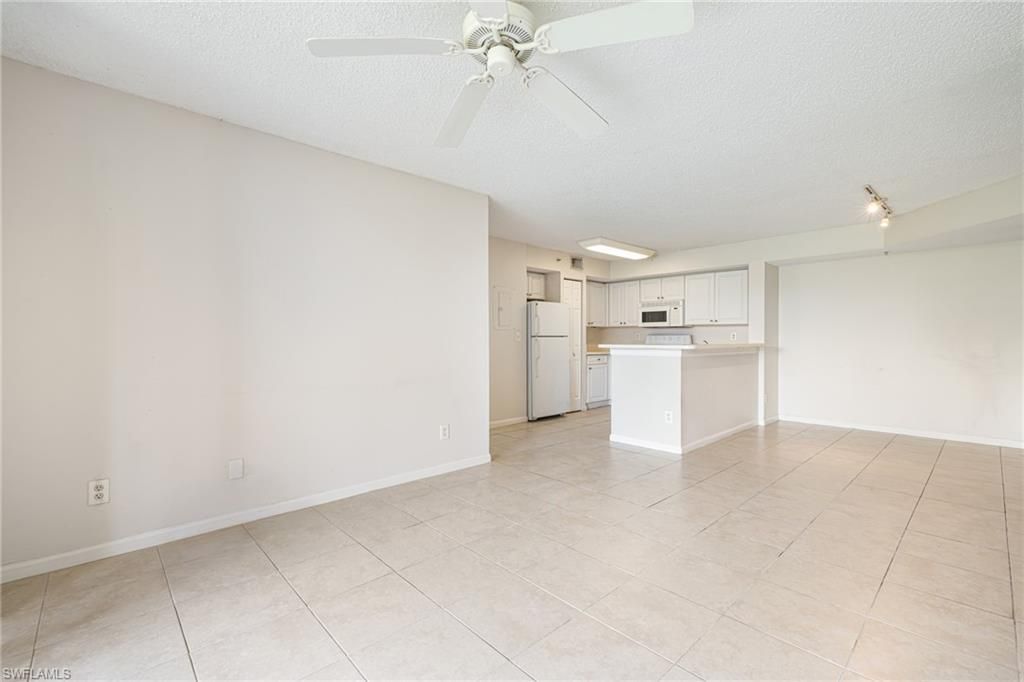 1265 Wildwood Lakes Blvd, Unit 106, Naples, FL 34104 Photo