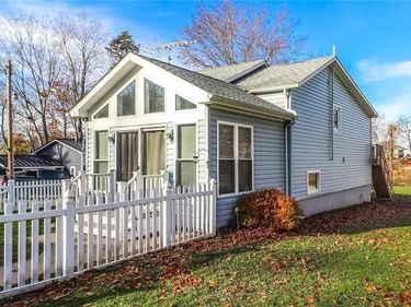 13305 Lakeview Drive, Waterport, NY 14571