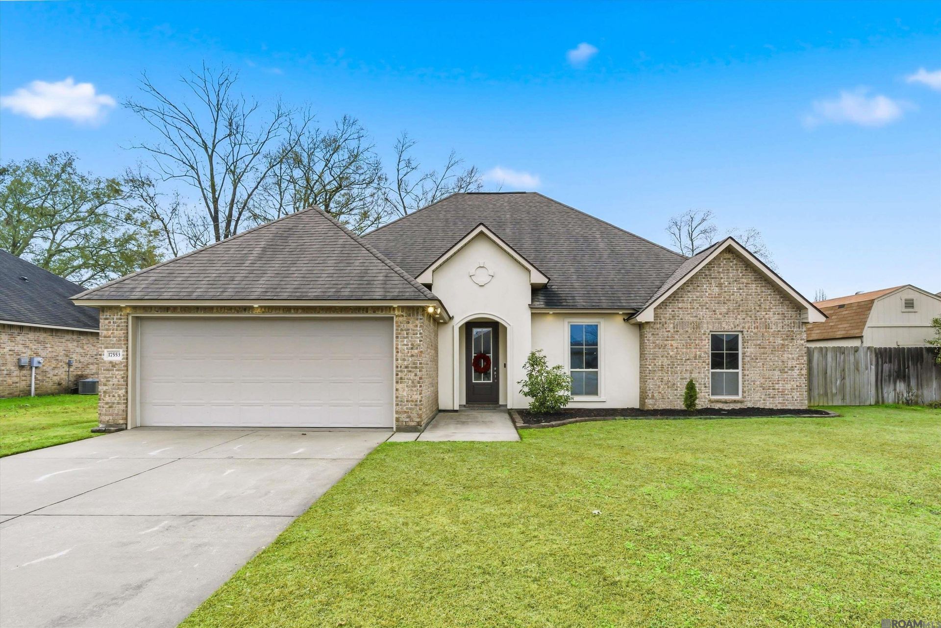 17553 Hoods Ridge Dr, Prairieville, LA 70769 Main Photo
