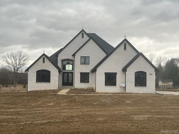 01 Bur Oak Lane, Oakland Twp, MI 48363