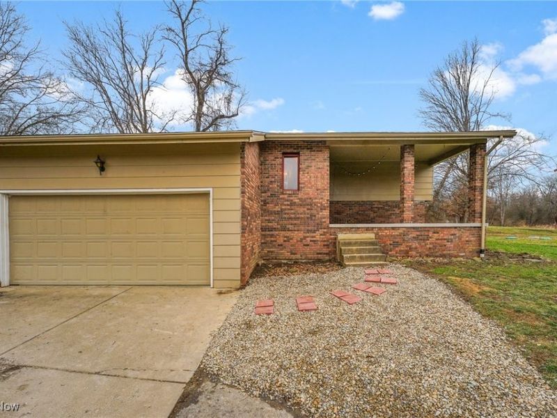 2974 Schotten Road, Hubbard, OH 44425 Photo 3