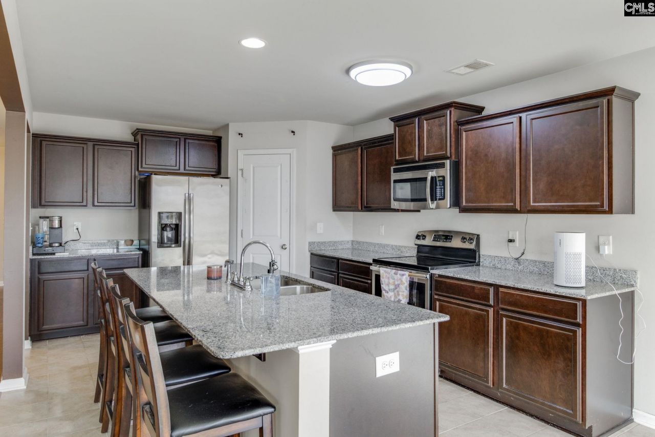 123 Castlefield Drive Photo 10