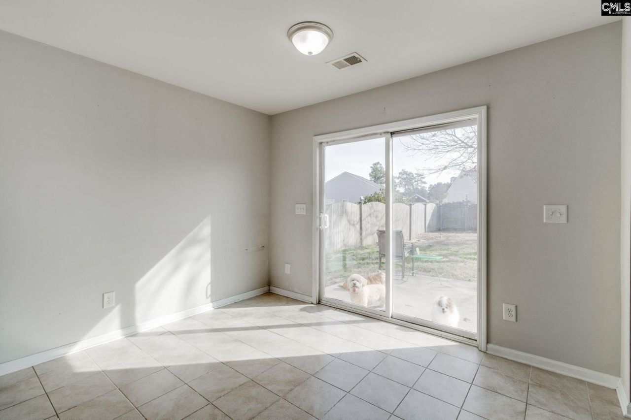 123 Castlefield Drive Photo 14