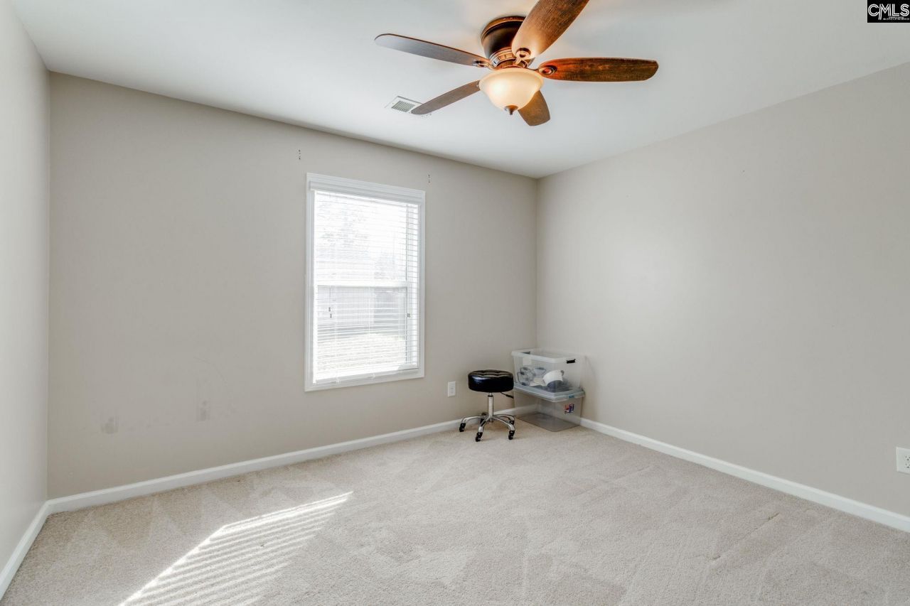 123 Castlefield Drive Photo 15