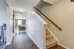 123 Castlefield Drive photo 4