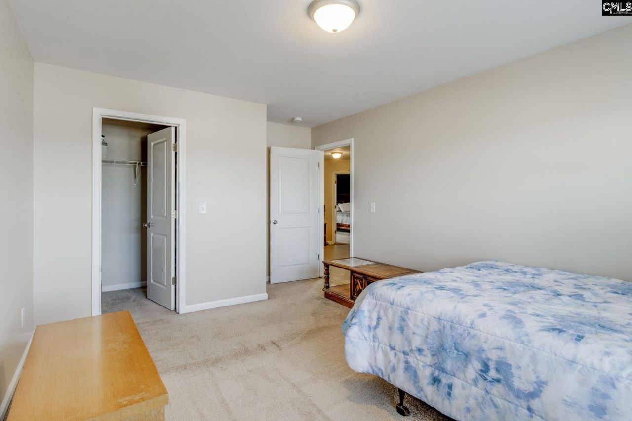 123 Castlefield Drive Photo 30