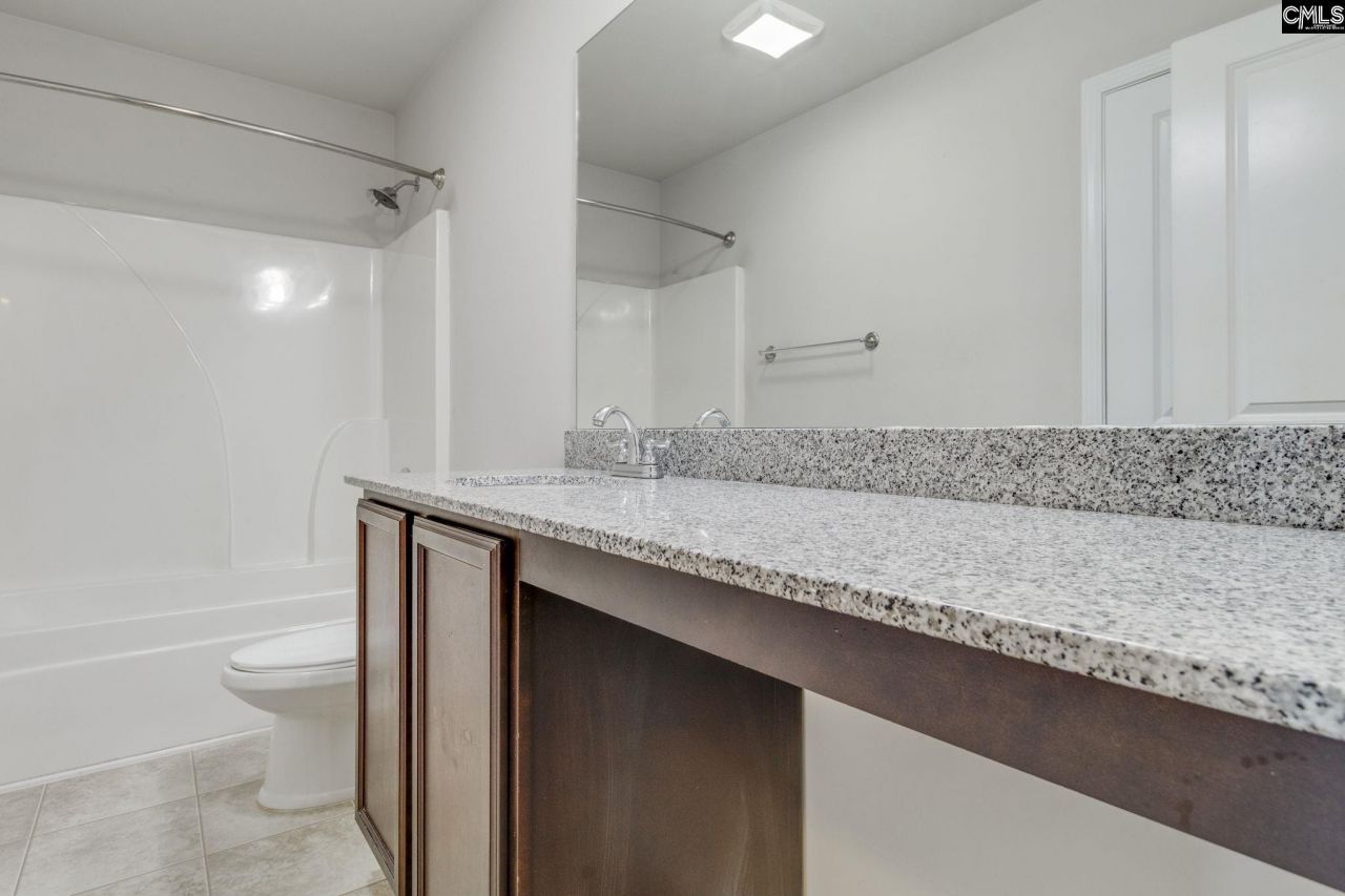 123 Castlefield Drive Photo 31