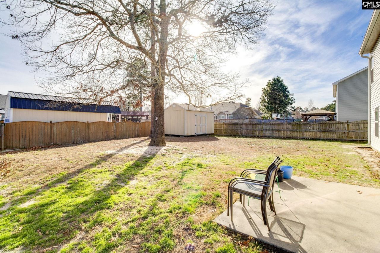 123 Castlefield Drive Photo 35