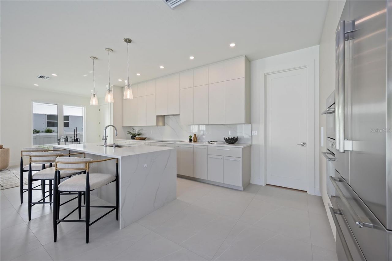 2590 Floyd Street, Sarasota, FL 34239 Photo