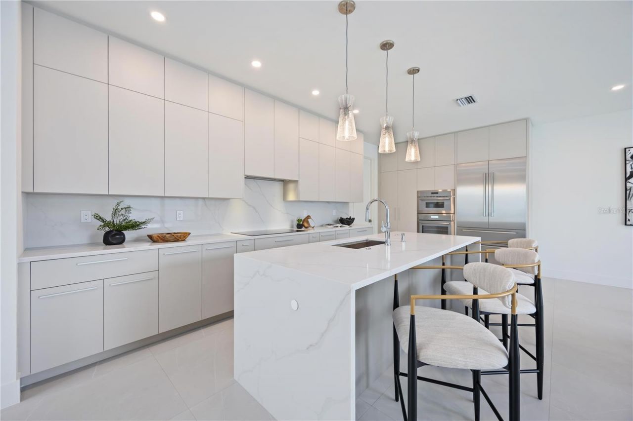 2590 Floyd Street, Sarasota, FL 34239 Photo