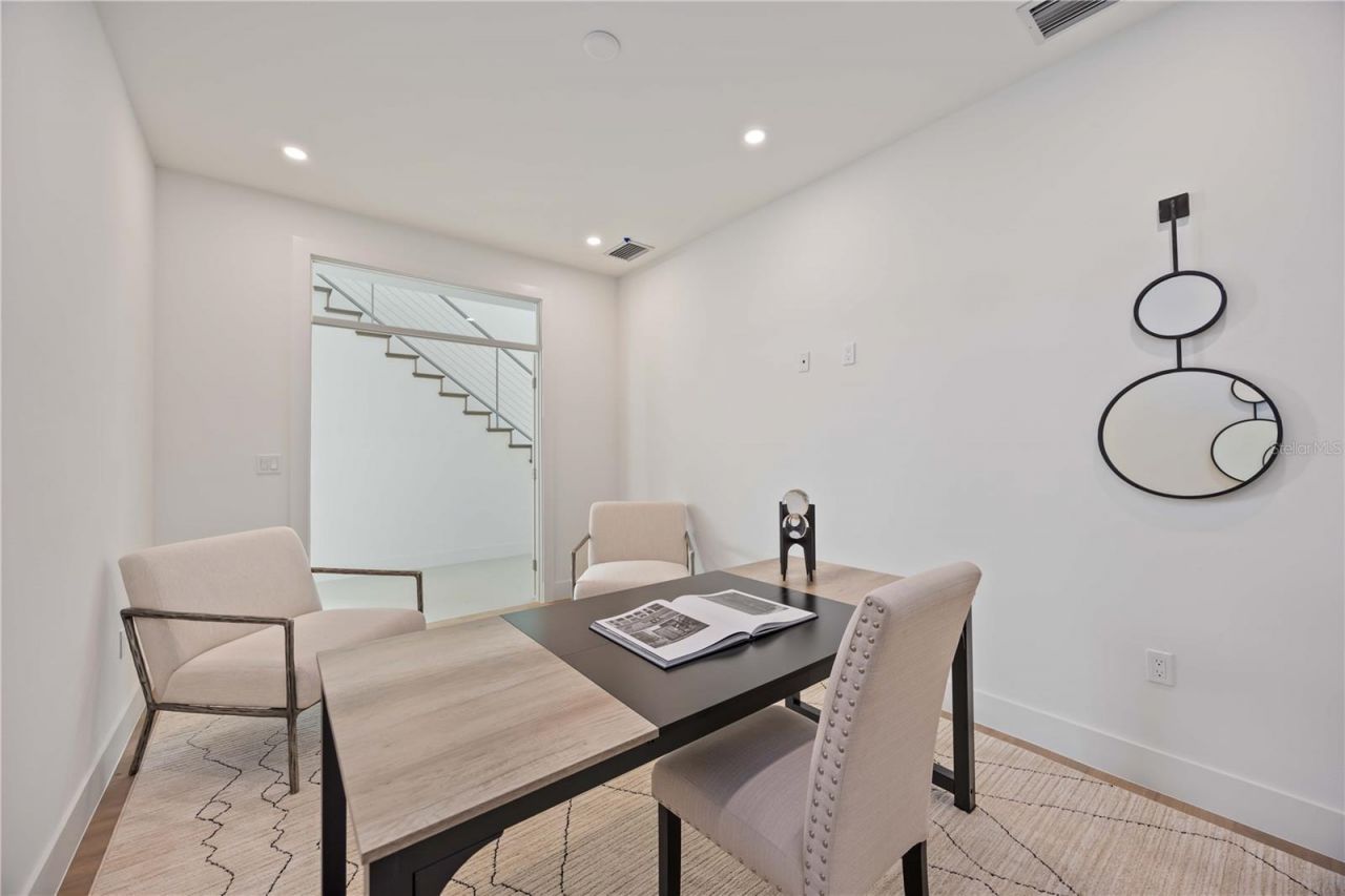 2590 Floyd Street, Sarasota, FL 34239 Photo