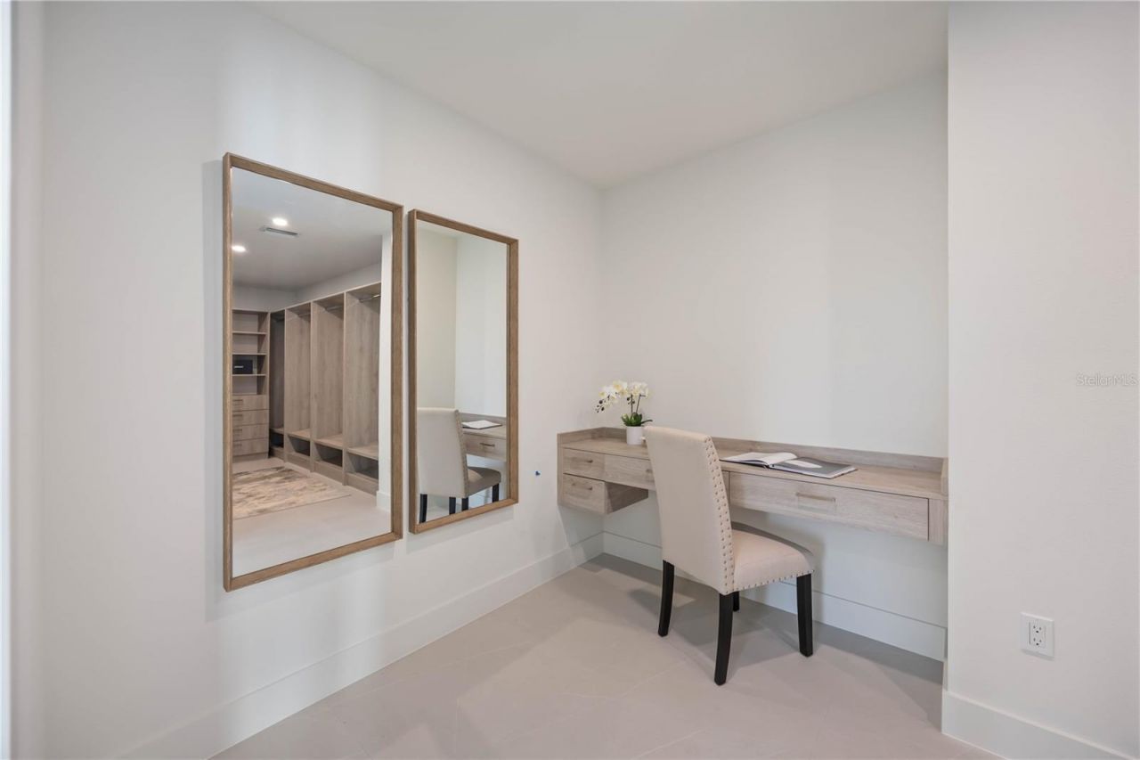 2590 Floyd Street, Sarasota, FL 34239 Photo