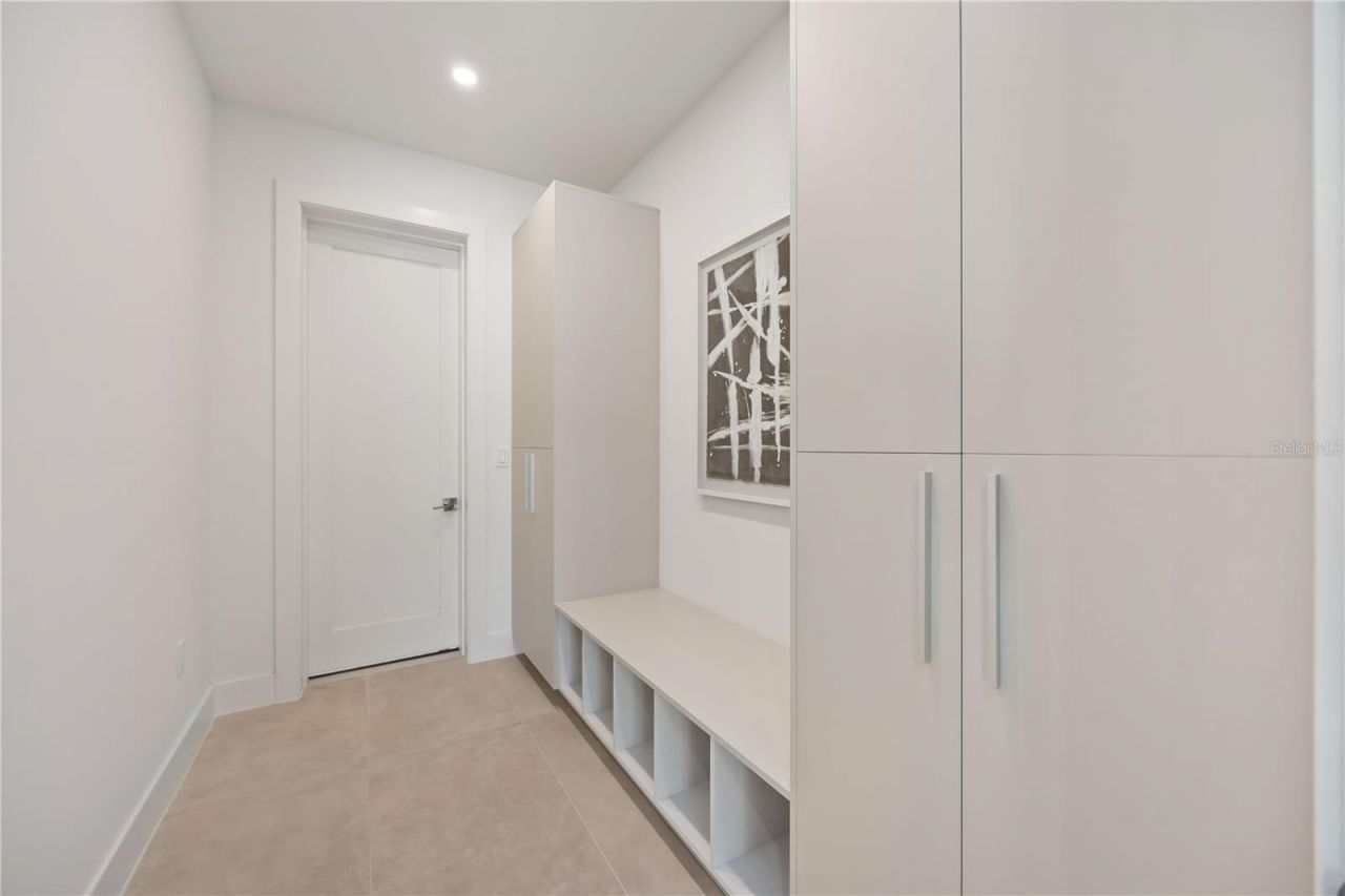 2590 Floyd Street, Sarasota, FL 34239 Photo