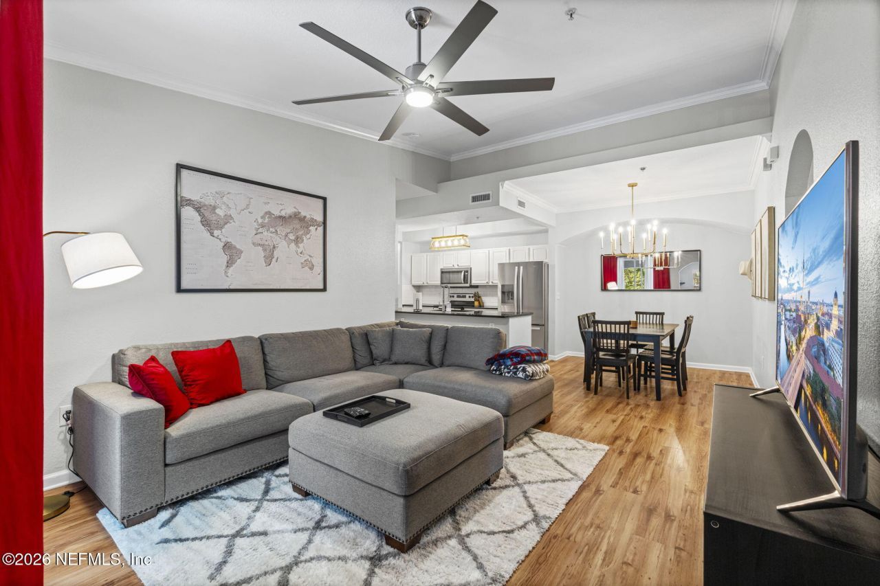 10075 Gate Parkway N, Unit 1404, Jacksonville, FL 32246 Main Photo