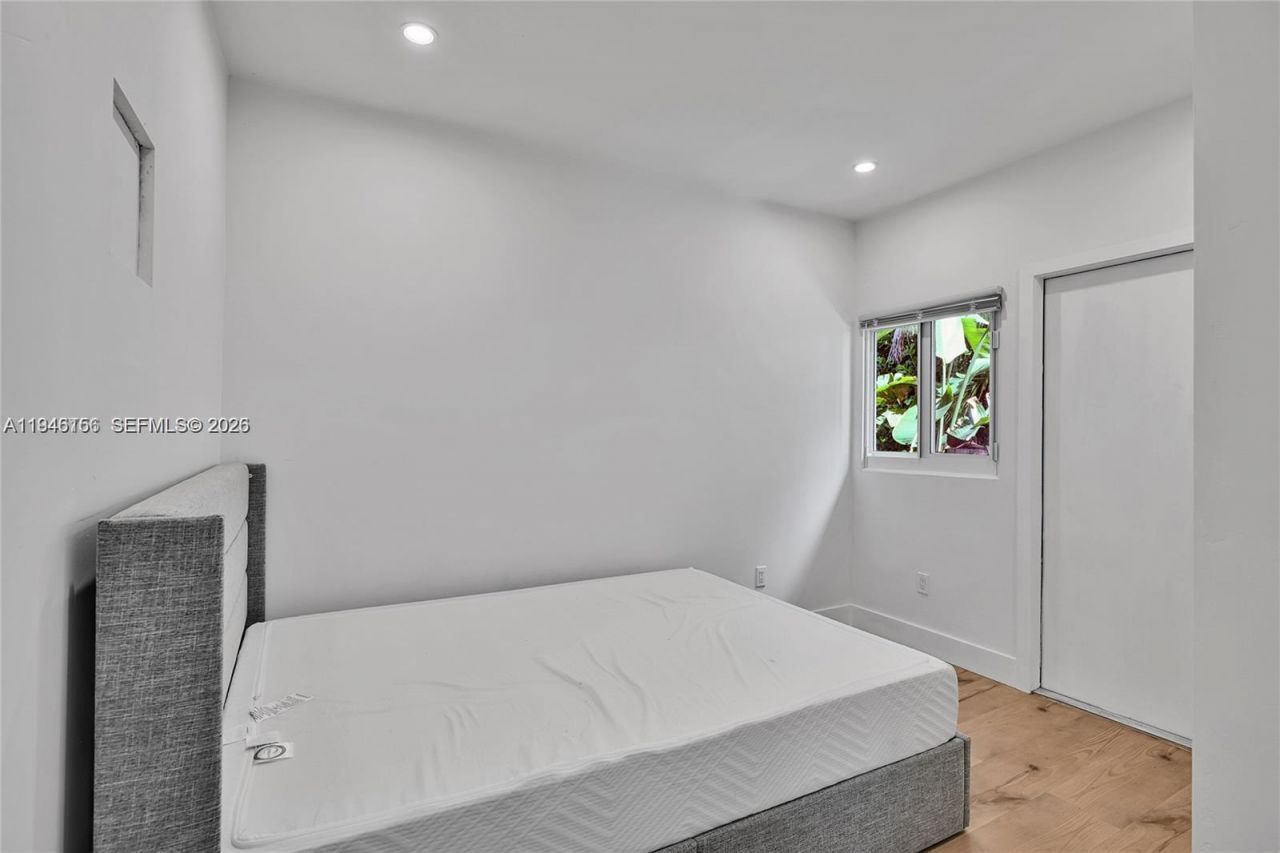 21 NE 48th St, Unit 21, Miami, FL 33137 Photo