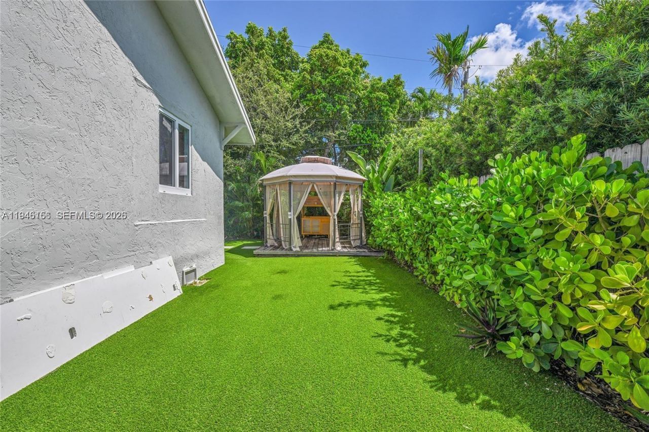 21 NE 48th St, Unit 21, Miami, FL 33137 Photo