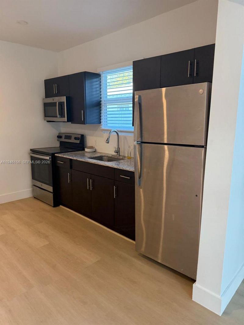 21 NE 48th St, Unit 21, Miami, FL 33137 Photo