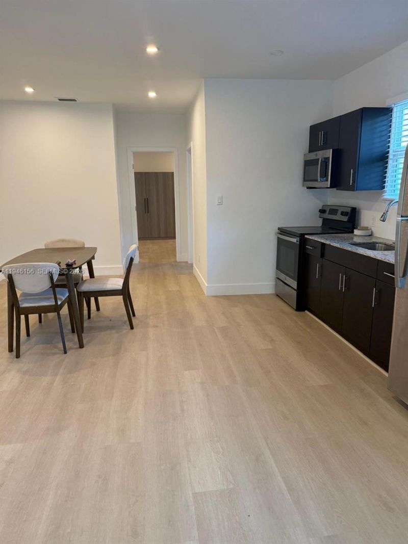 21 NE 48th St, Unit 21, Miami, FL 33137 Photo