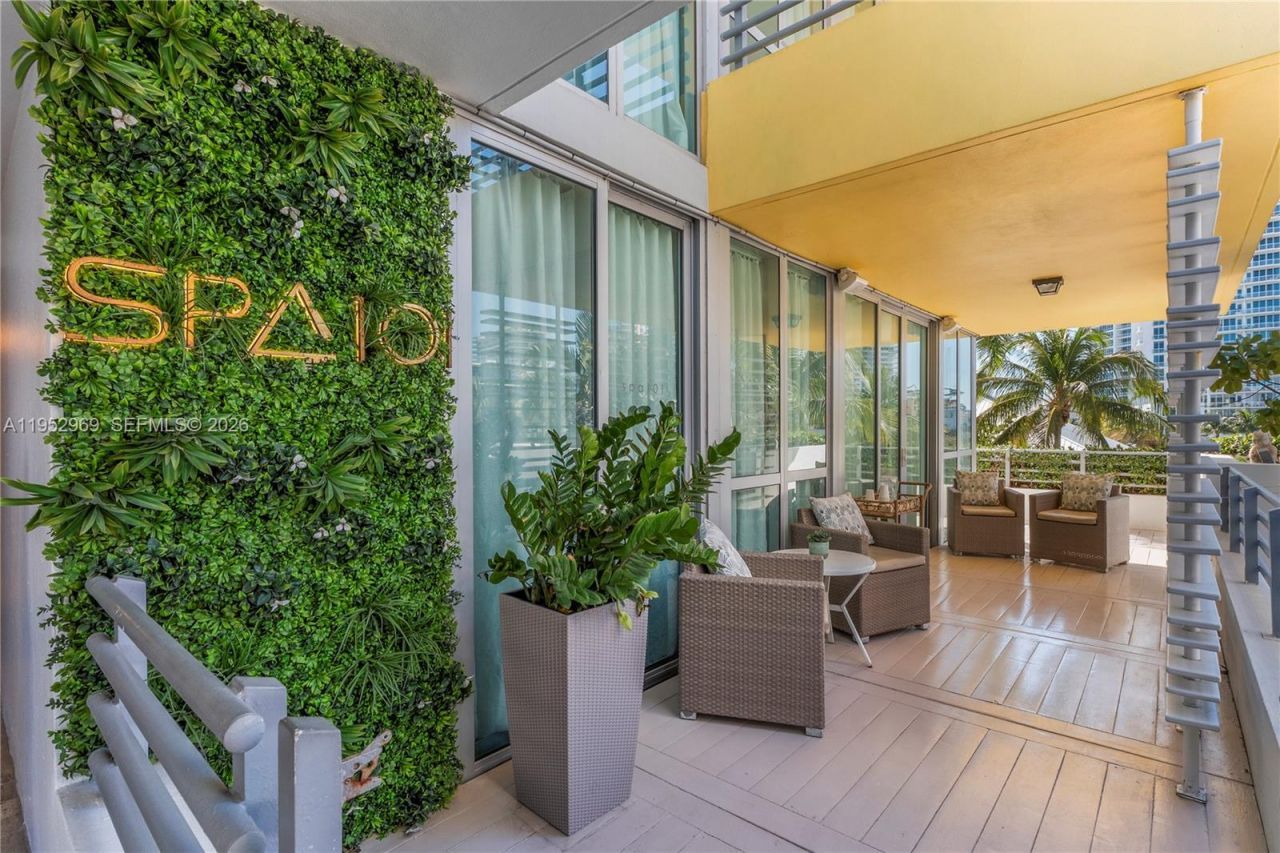 101 Ocean Dr, Unit 704, Miami Beach, FL 33139 Photo