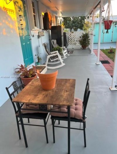 10910 SW 217th Ter, Miami, FL 33170 Photo