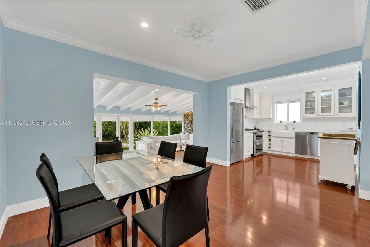 1200 El Rado St, Coral Gables, FL 33134 Photo