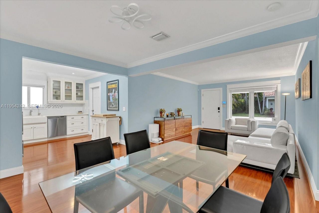 1200 El Rado St, Coral Gables, FL 33134 Photo