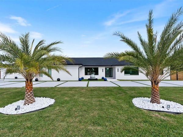 12425 SW 226th St , Miami, FL 33170