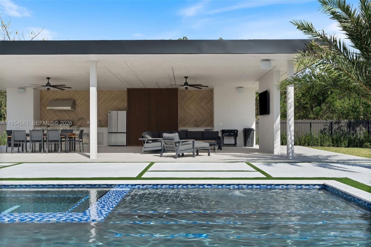 12425 SW 226th St , Miami, FL 33170 Photo